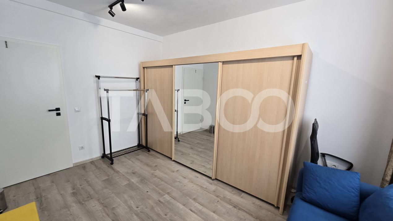 Apartament de inchiriat 3 camere decomandate etaj 1 parcare Selimbar