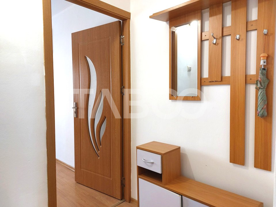 Apartament de inchiriat 3 camere decomandate parter zona Strand Sibiu
