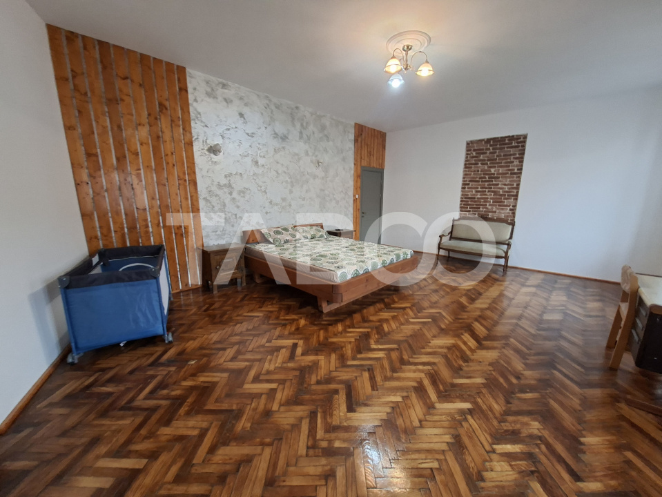 Apartament de inchiriat 3 camere in centrul vechi al orasului Sibiu