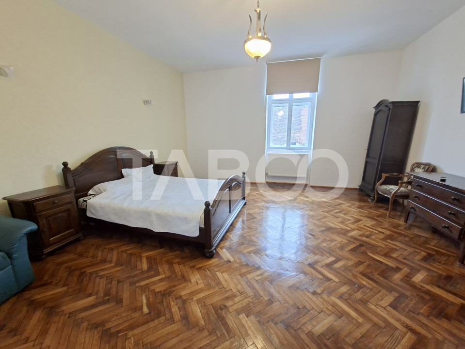 Apartament de inchiriat 3 camere in centrul vechi al orasului Sibiu in Sibiu - Alexandru Papiu Ilarian