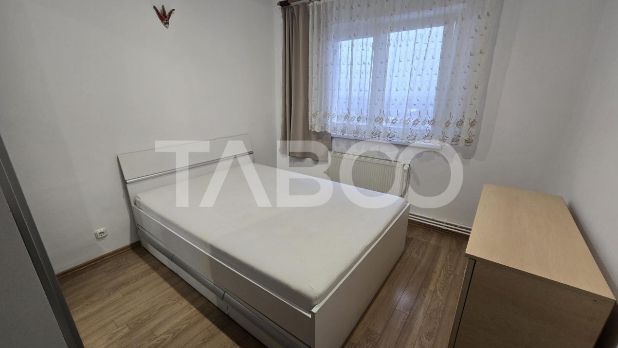 Apartament de inchiriat 3 camere mobilat utilat bloc cu lift Turnisor