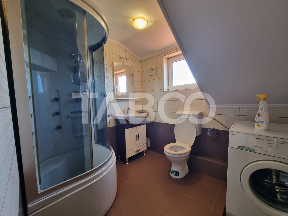 Apartament de inchiriat 3 camere parcare si dressing zona Piata Cluj