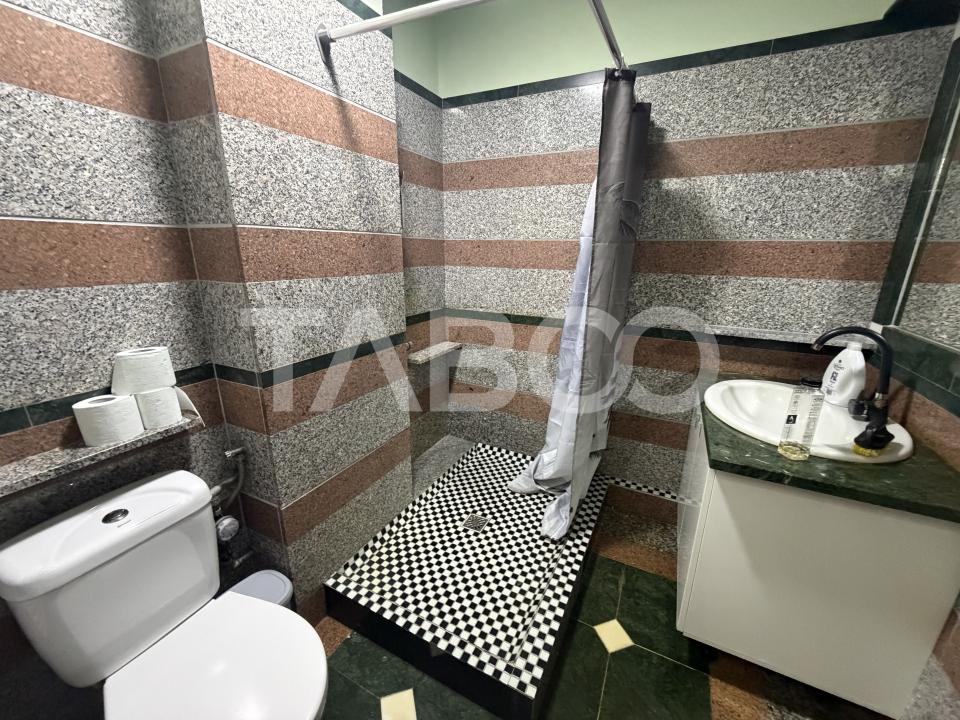 Apartament de inchiriat 4 camere 2 bai 2 balcoane mobilat si utilat