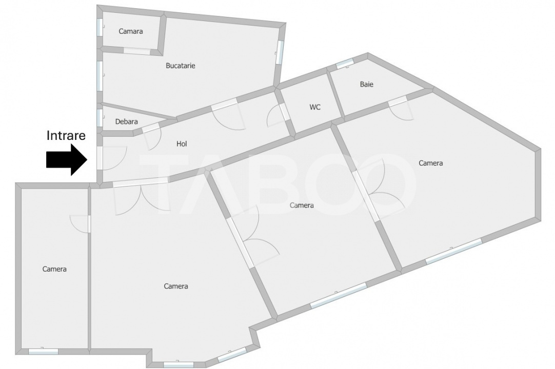 Apartament de inchiriat 4 camere bucatarie separata Centrul Istoric