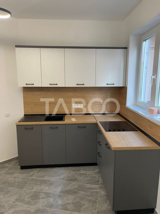 Apartament de inchiriat 4 camere bucatarie separata Centrul Istoric