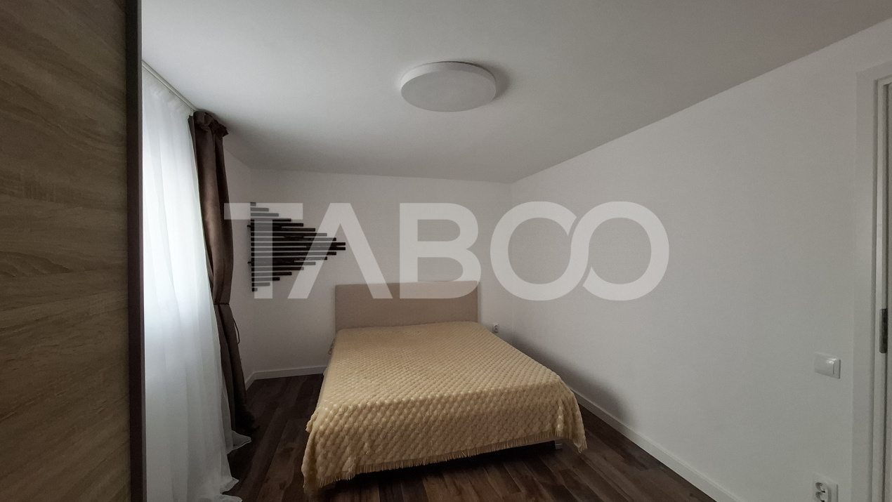 Apartament de inchiriat 42 mpu 2 camere si terasa 4 mp Vasile Aaron