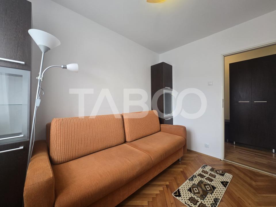 Apartament de inchiriat 60mp 3 camere balcon zona Mihai Viteazul Sibiu