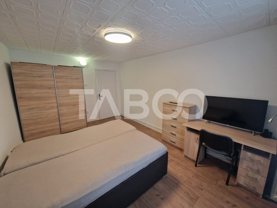 Apartament de inchiriat 82 mpu 2 camere balcon si gradina Vasile Aaron