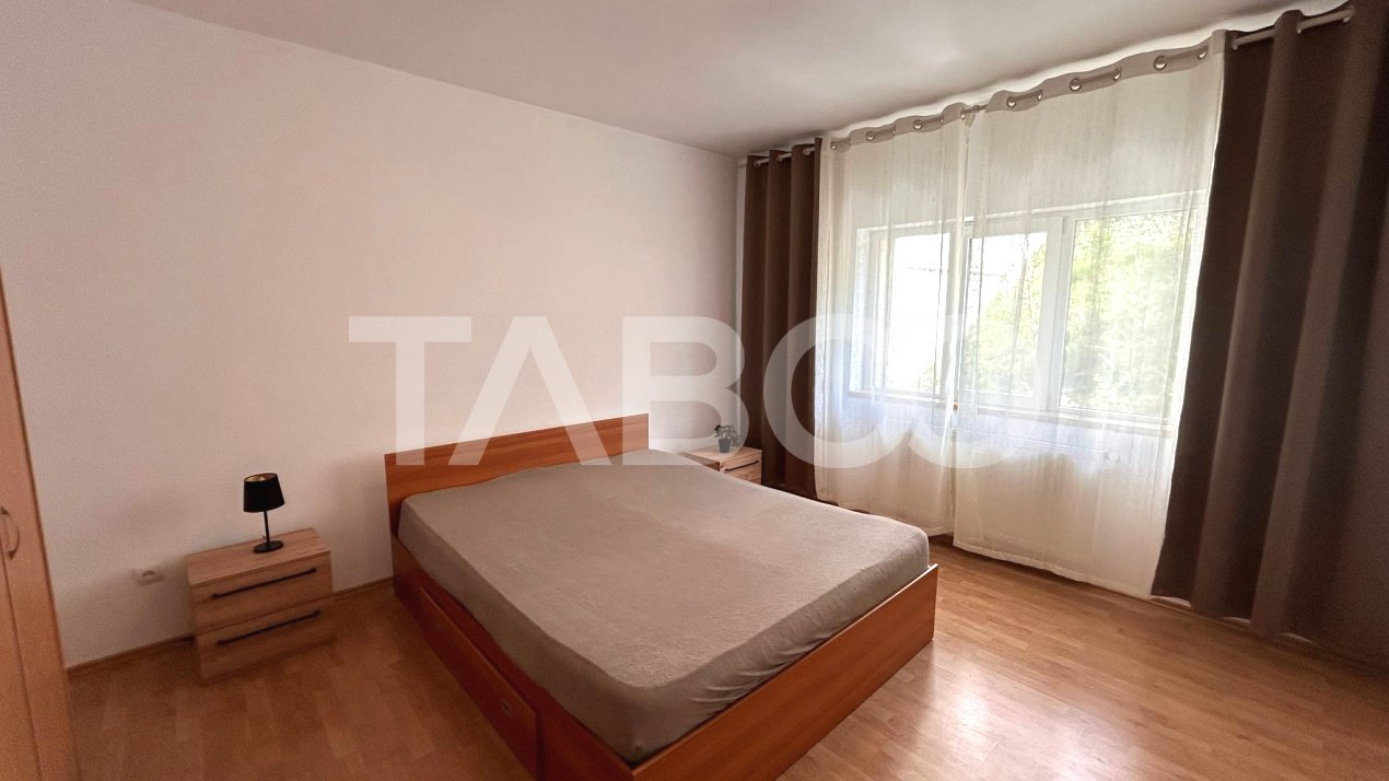 Apartament de inchiriat 96 mpu 4 camere 2 balcoane 2 bai zona Tilisca