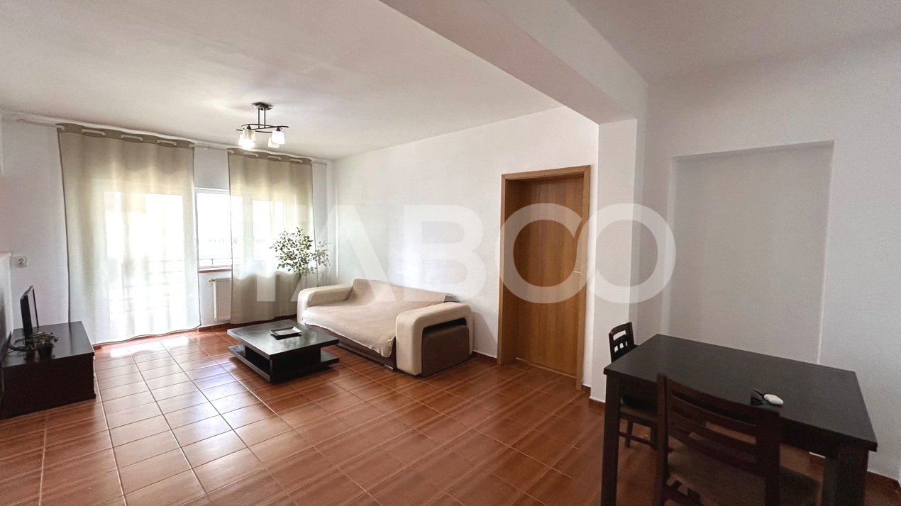 Apartament de inchiriat 96 mpu 4 camere 2 balcoane 2 bai zona Tilisca