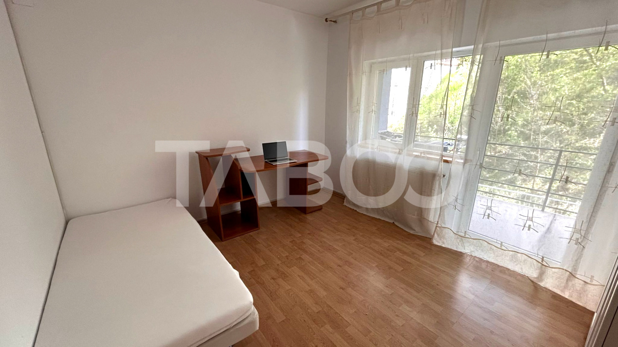 Apartament de inchiriat 96 mpu 4 camere 2 balcoane 2 bai zona Tilisca