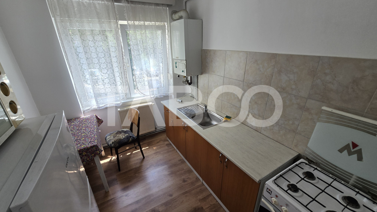 Apartament de inchiriat Central 2 camere mobilat utilat balcon