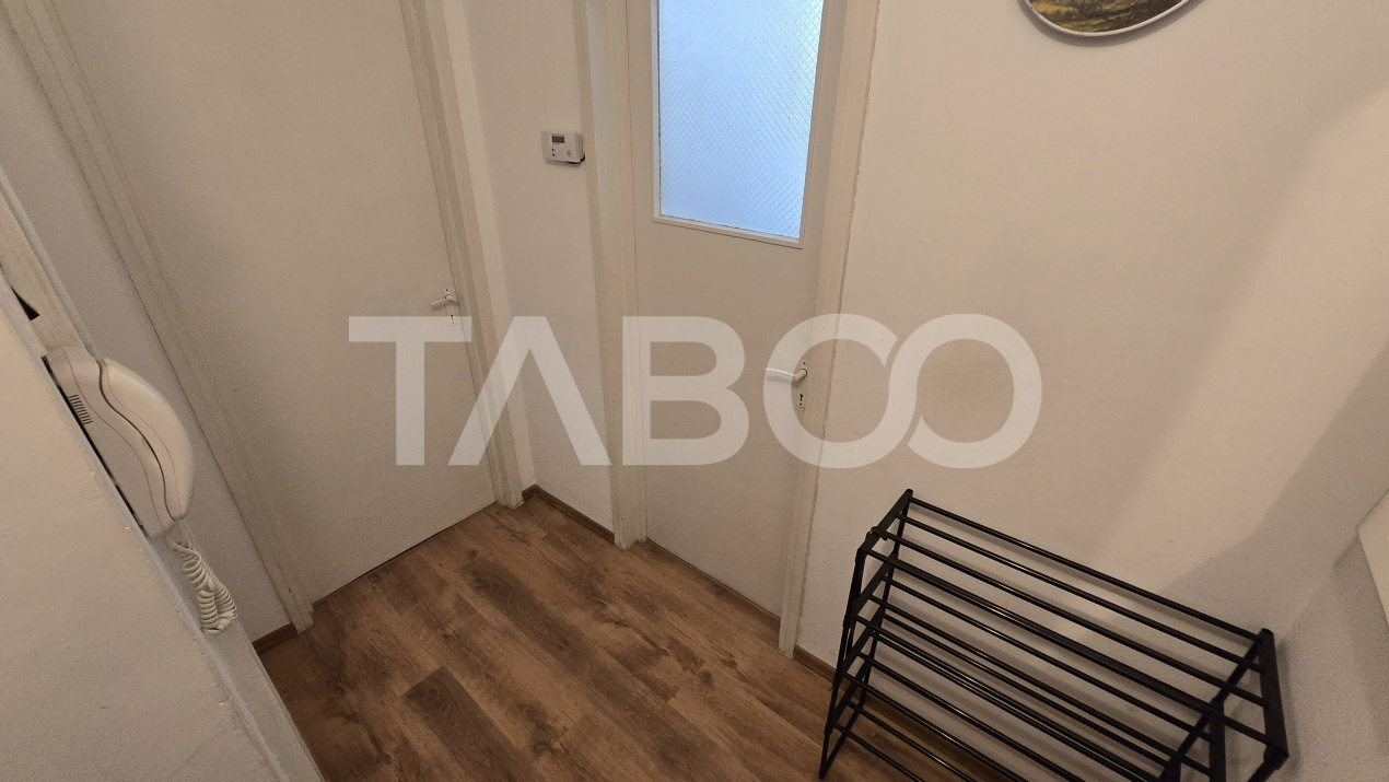 Apartament de inchiriat Central 2 camere mobilat utilat balcon