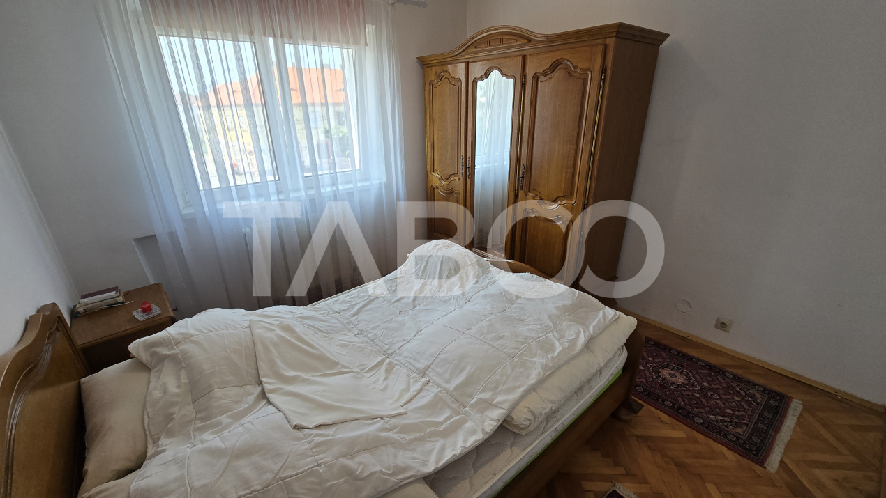 Apartament de inchiriat Central 3 camere balcon mobilat utilat