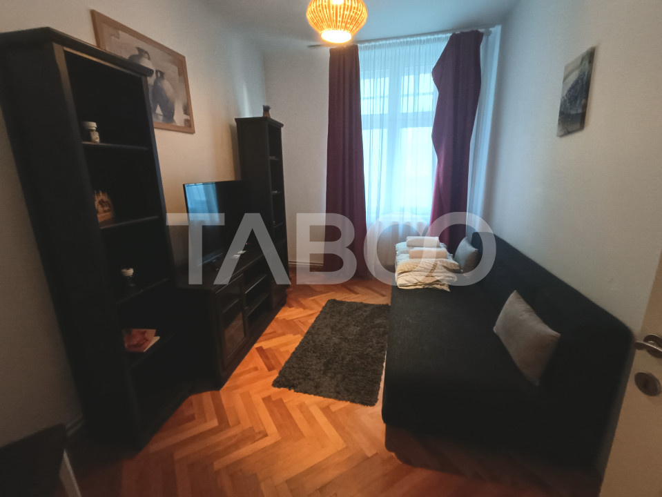 Apartament de inchiriat cu 2 camere central pretabil investitie