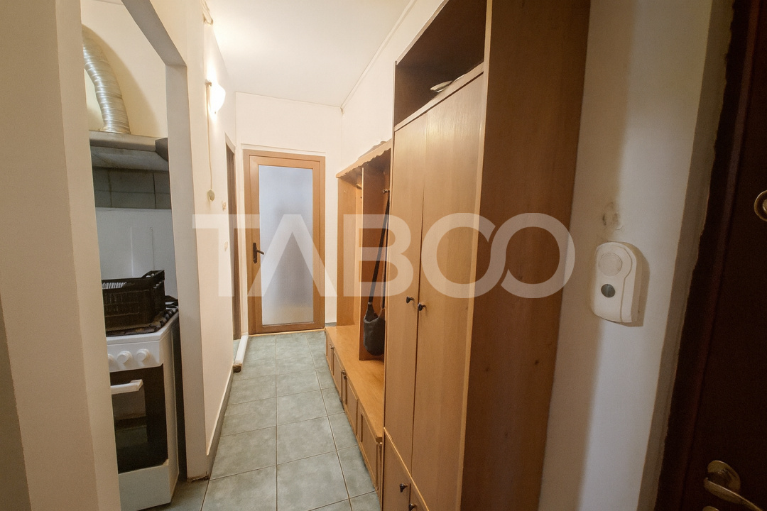 Apartament de inchiriat cu 2 camere etaj 1 Pet friendly