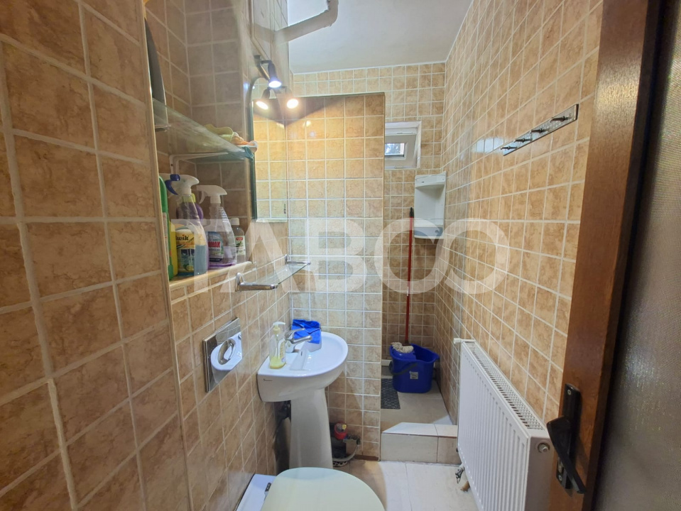 Apartament de inchiriat cu 2 camere etaj 1 Pet friendly