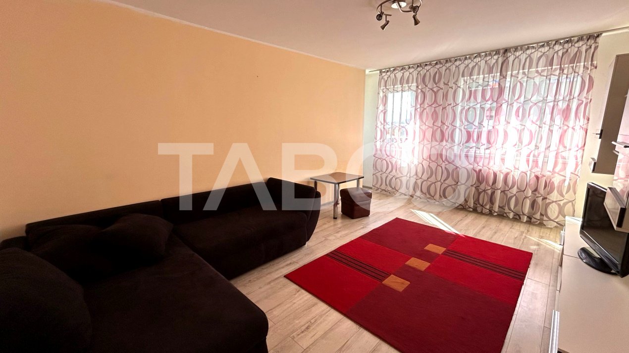 Apartament de inchiriat cu 2 camere loc de parcare balcon si pivnita