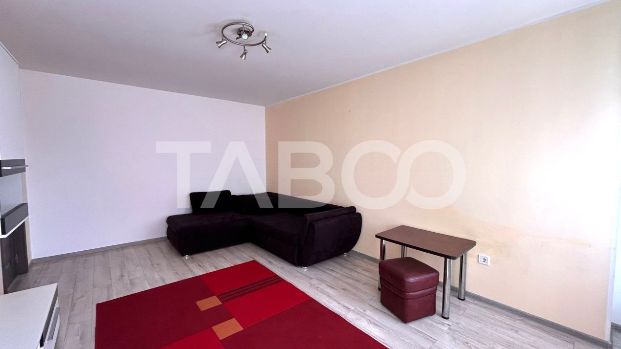 Apartament de inchiriat cu 2 camere loc de parcare balcon si pivnita