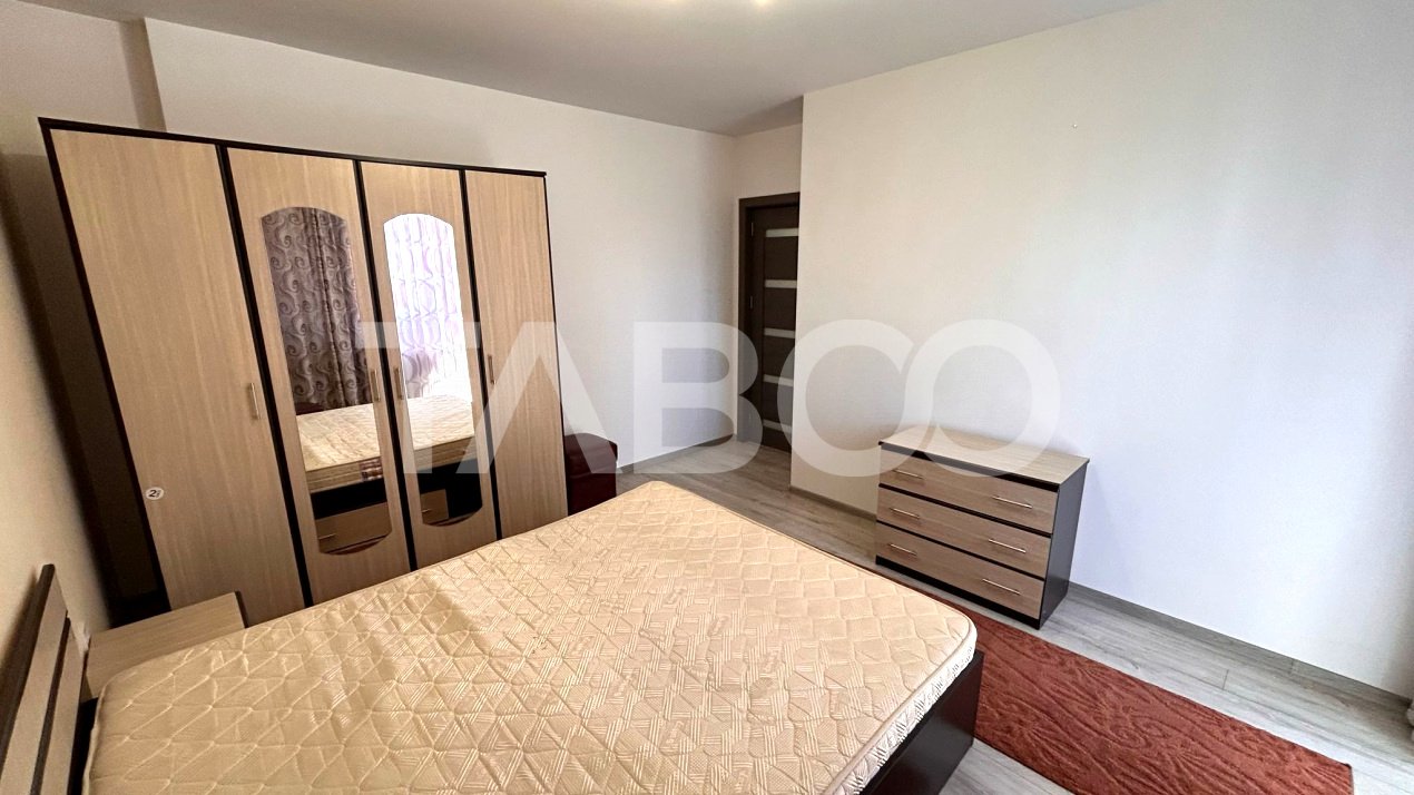 Apartament de inchiriat cu 2 camere loc de parcare balcon si pivnita
