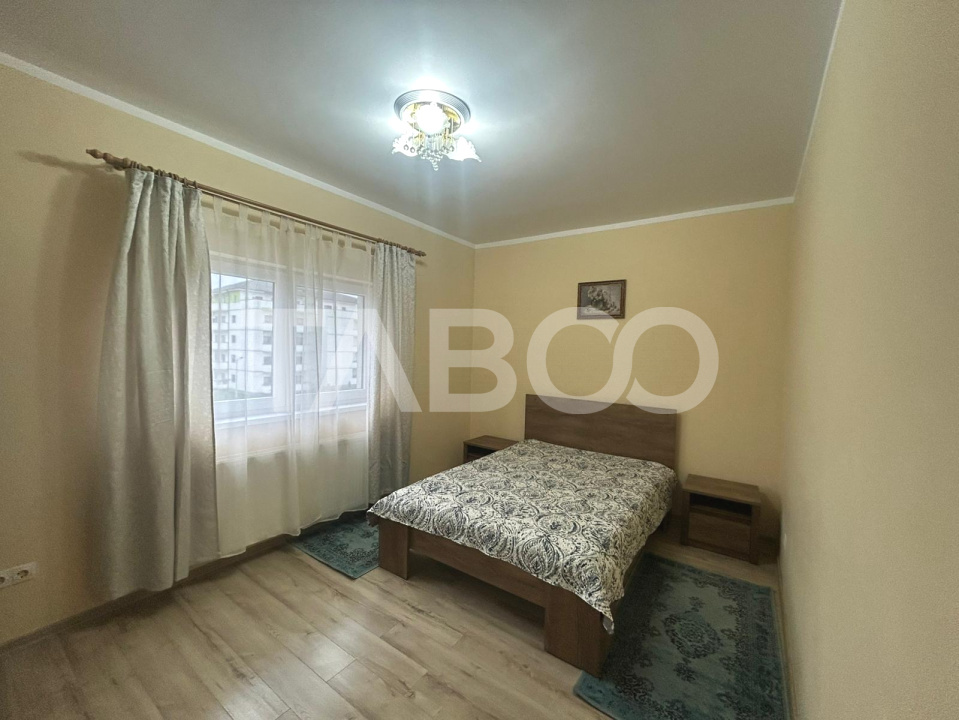 Apartament de inchiriat cu 2 camere parcare privata si balcon