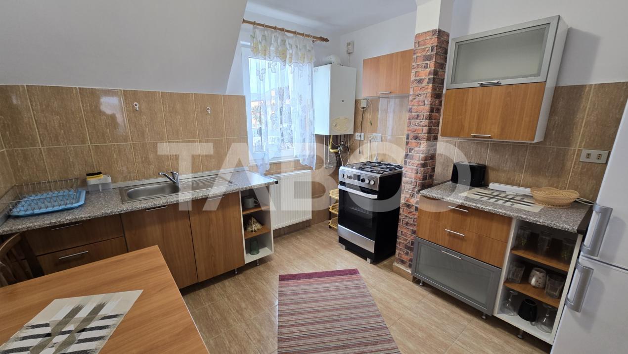 Apartament de inchiriat cu 3 camere 2 bai in zona Terezian Sibiu