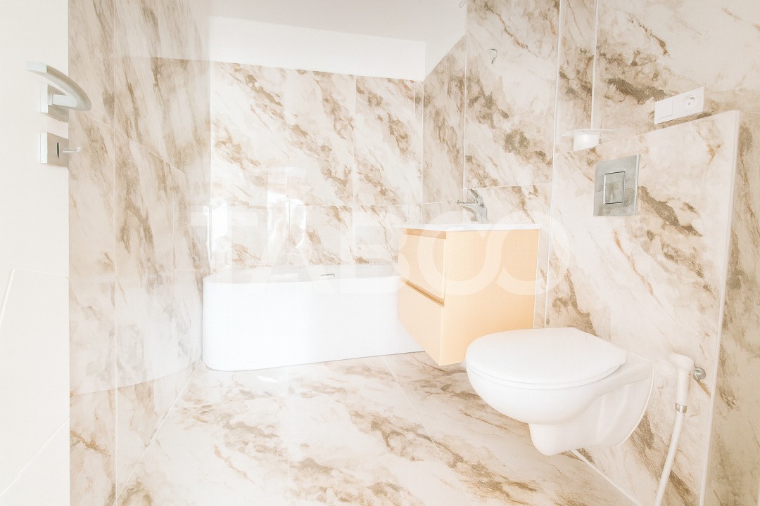 Apartament de inchiriat cu 3 camere 2 bai langa Spitalul Judetean