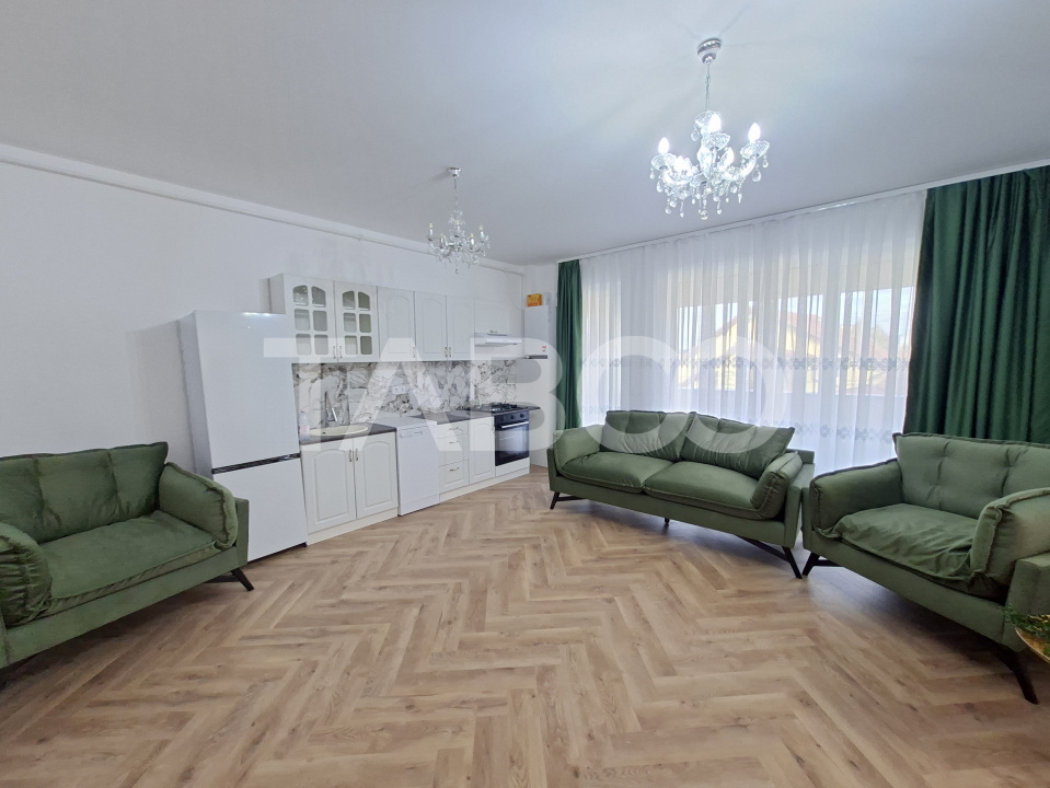 Apartament de inchiriat cu 3 camere 2 bai langa Spitalul Judetean