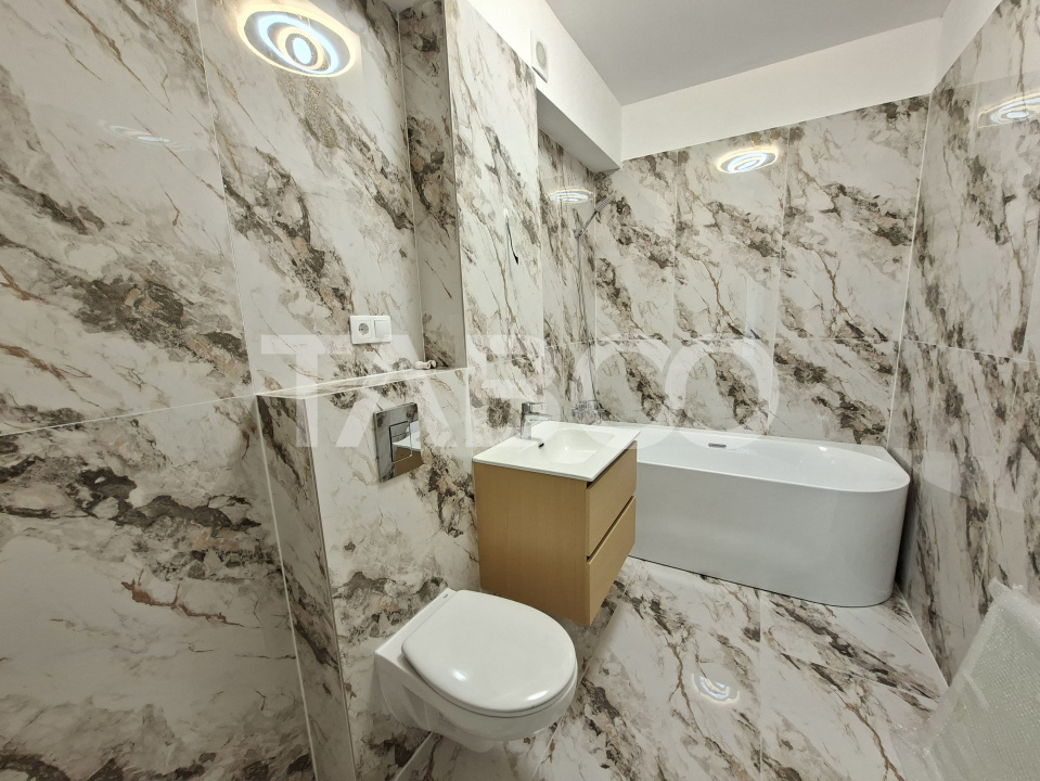 Apartament de inchiriat cu 3 camere 2 bai langa Spitalul Judetean