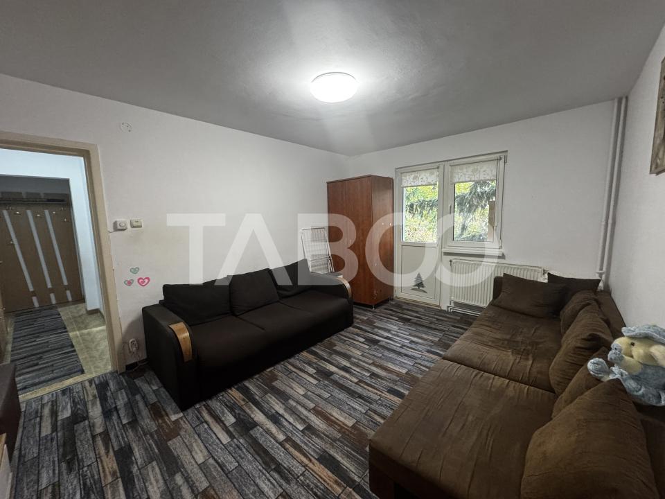Apartament de inchiriat cu 3 camere balcon etaj 2 Mihai Viteazul Sibiu in Sibiu - Ostirii