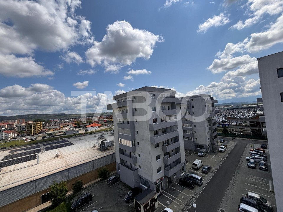Apartament de inchiriat cu 3 camere balcon parcare Shopping City Mall