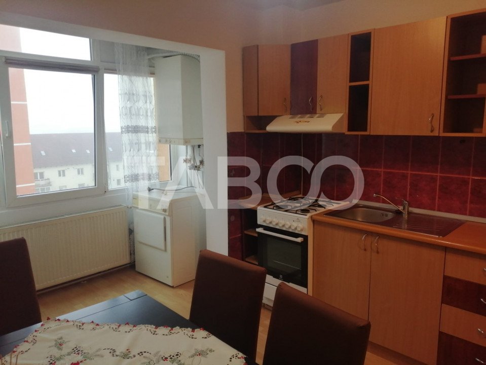 Apartament de inchiriat cu 3 camere mobilat 63mpu Vasile Aaron 