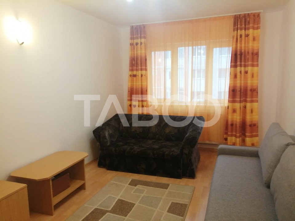 Apartament de inchiriat cu 3 camere mobilat 63mpu Vasile Aaron 