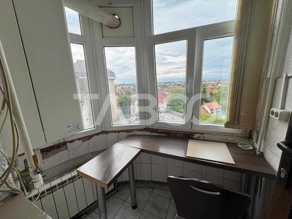 Apartament de inchiriat cu 5 camere 2 bai bloc cu lift Turnisor Sibiu