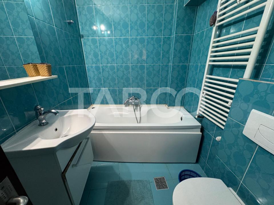 Apartament de inchiriat cu 5 camere 2 bai bloc cu lift Turnisor Sibiu