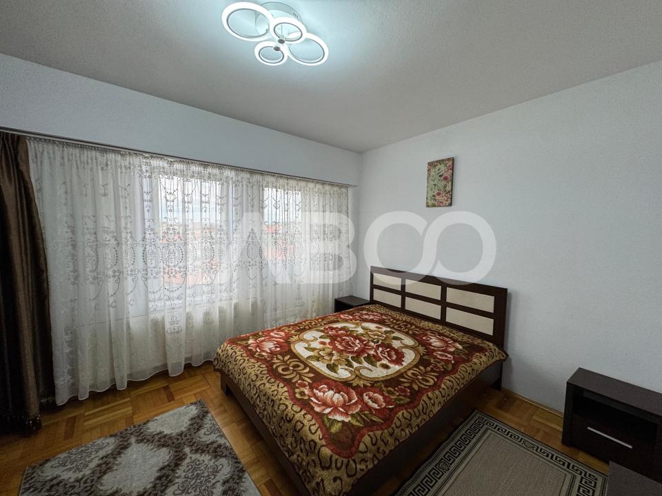 Apartament de inchiriat cu 5 camere 2 bai bloc cu lift Turnisor Sibiu