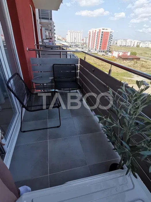 Apartament de inchiriat decomandat 2 camere balcon Avantgarden