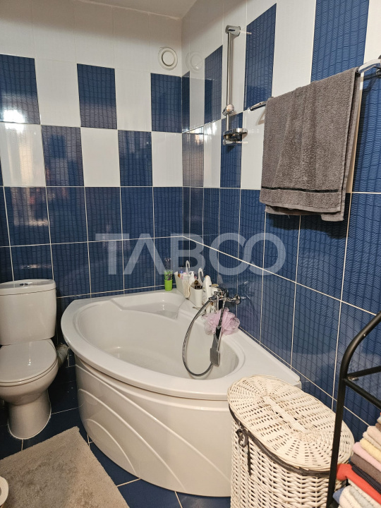 Apartament de inchiriat decomandat 2 camere balcon parcare Terezian