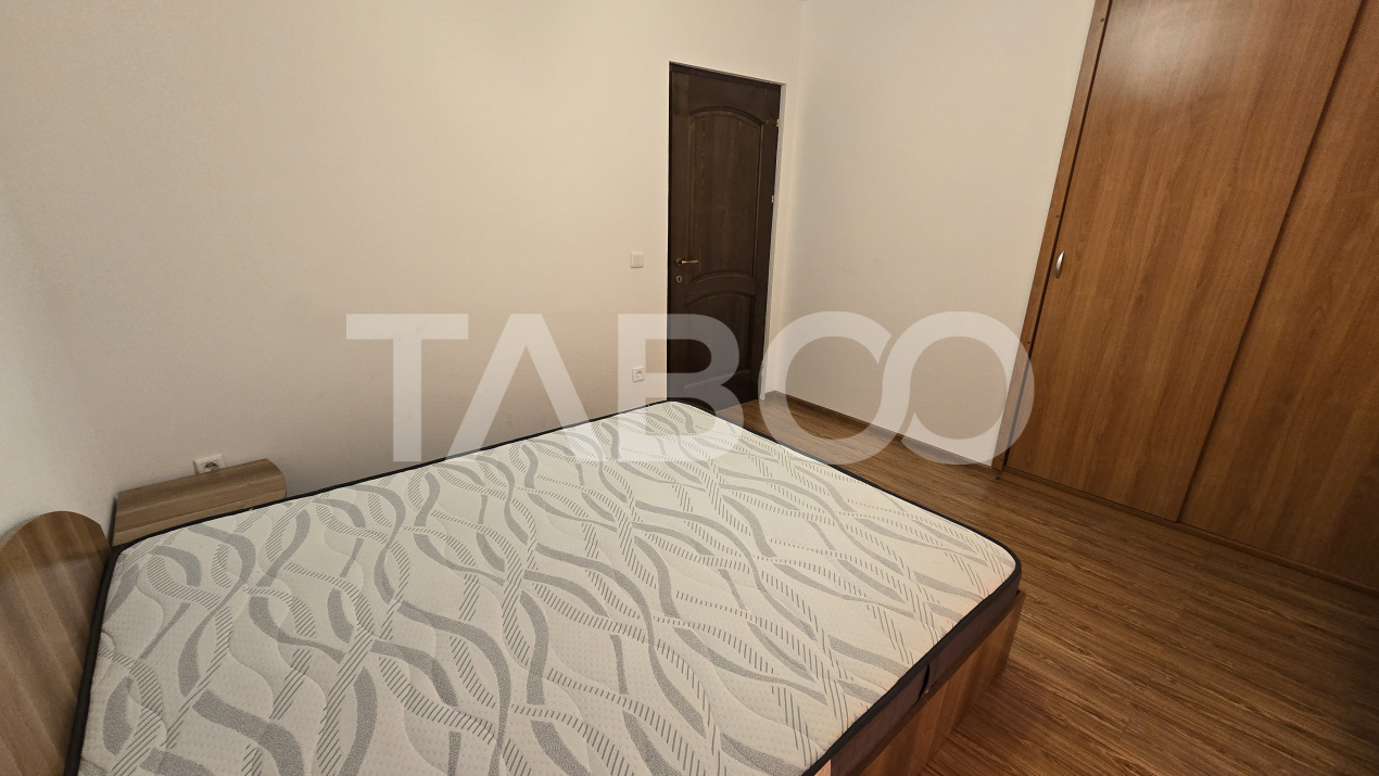 Apartament de inchiriat decomandat 2 dormitoare balcon Mihai Viteazul