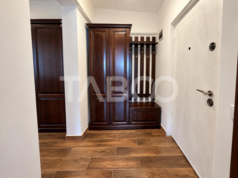 Apartament de inchiriat etaj 3 parcare proprie bloc cu lift Piata Cluj
