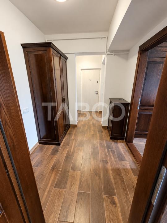 Apartament de inchiriat etaj 3 parcare proprie bloc cu lift Piata Cluj
