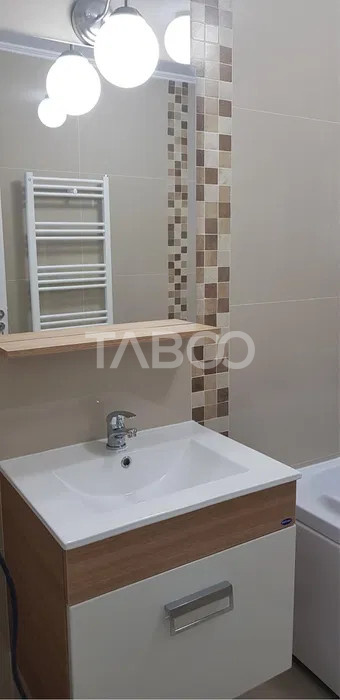 Apartament de inchiriat etaj intermediar 3 camere decomandate