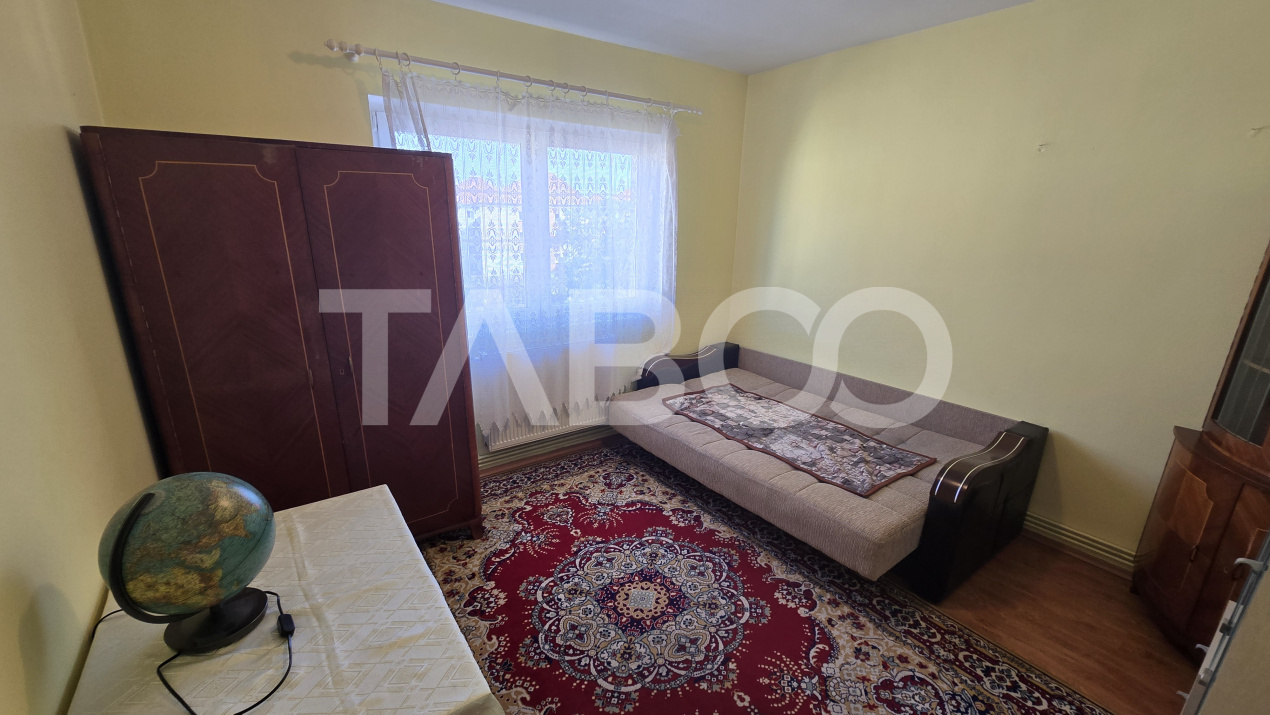 Apartament de inchiriat in Strand cu 2 camere mobilate utilate