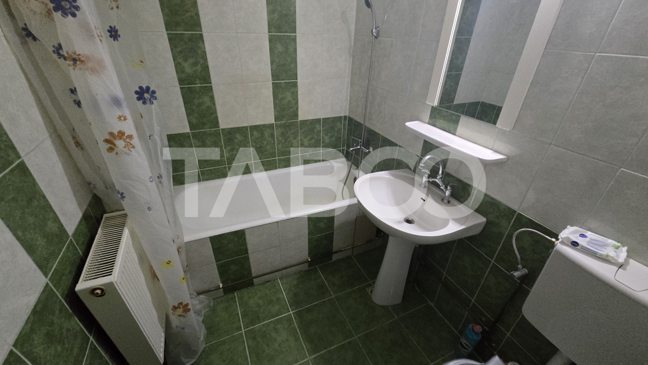 Apartament de inchiriat in Strand cu 2 camere mobilate utilate