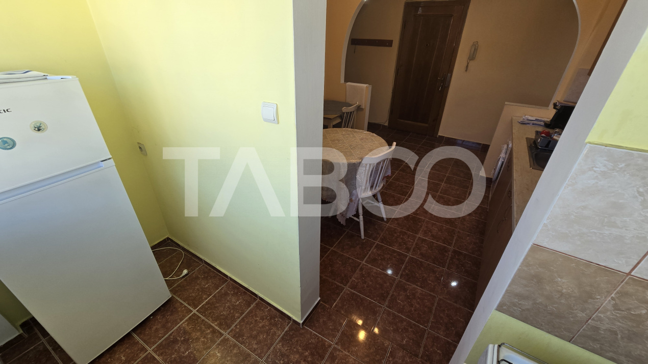 Apartament de inchiriat in Strand cu 2 camere mobilate utilate