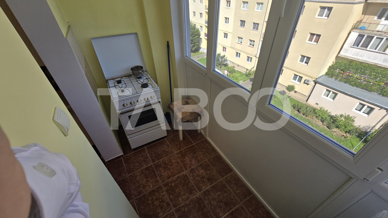 Apartament de inchiriat in Strand cu 2 camere mobilate utilate