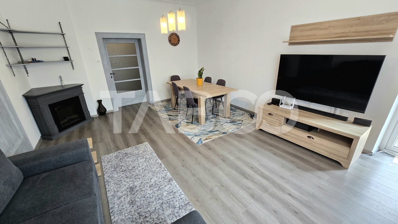 Apartament de inchiriat la casa 4 camere 2 bai balcon zona Centrala