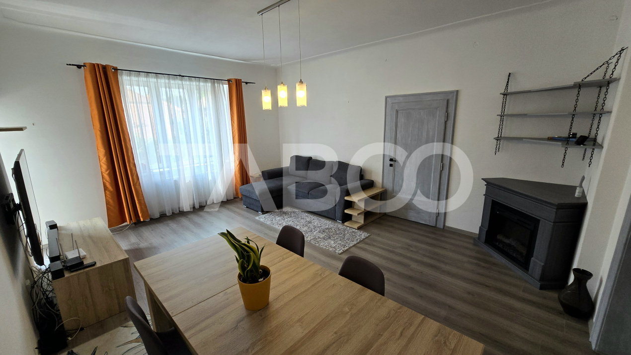 Apartament de inchiriat la casa 4 camere 2 bai balcon zona Centrala