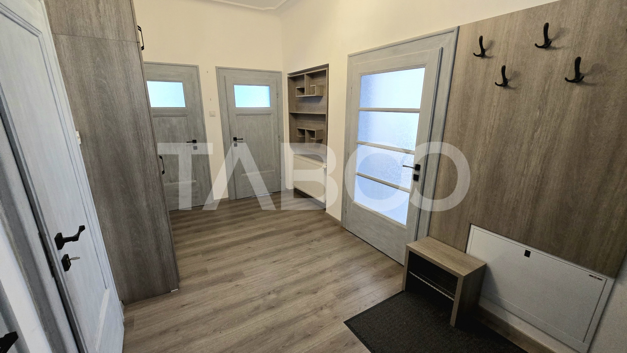 Apartament de inchiriat la casa Central 4 camere 2 bai 2 balcoane