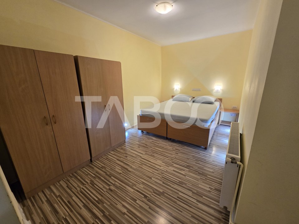Apartament de inchiriat la casa renovat zona linistita Orasul de Jos 